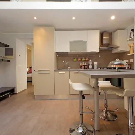 Apartamento Dolce Casa Colosseo 1 - 2 Roma