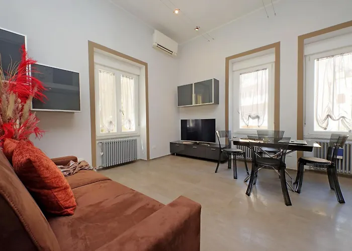 Dolce Casa Colosseo 1 - 2 *