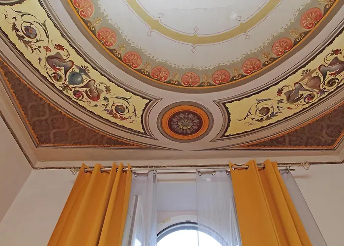 Dolce Casa Colosseo 1 - 2 *