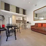 Daire Dolce Casa Colosseo 1 - 2 *